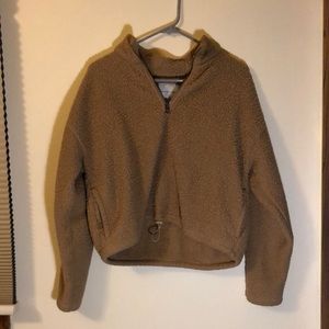 Sherpa 1/4 zip crop